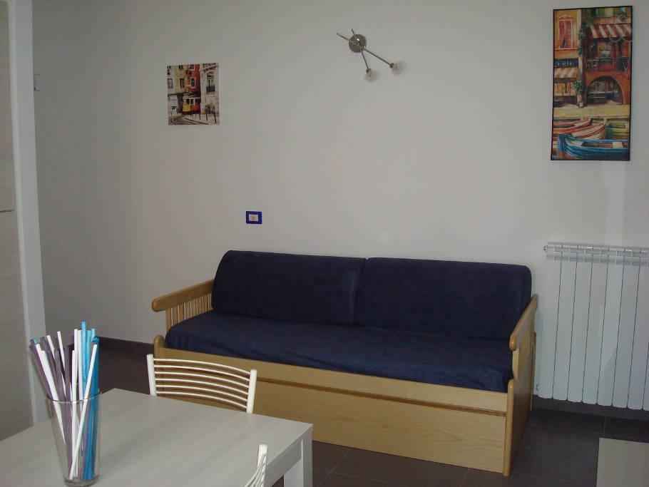Flat House